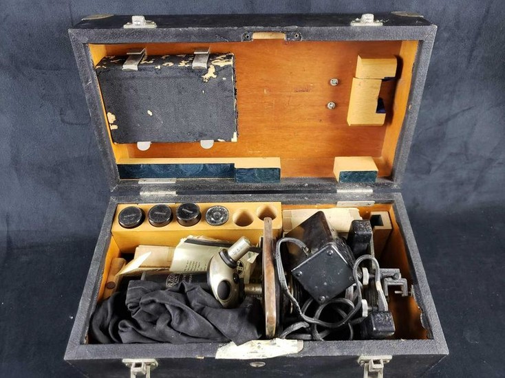 Vintage Carl Zeiss Microscope Box and Contents