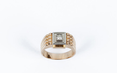Vintage men's solitaire ring in chevalier style rose gold...