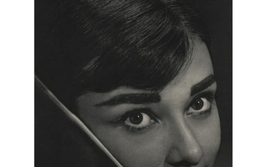 YOUSUF KARSH - Audrey Hepburn