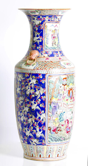 antique, Chinese, canton enameled vase, late Qing dyn.