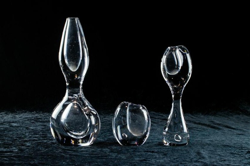 (lot of 3) Vicke Lindstrand for Kosta Boda glass vases