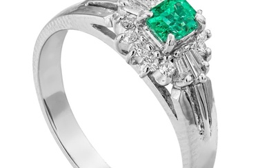 0.42 tcw Colombian Emerald Ring Platinum - Ring - 0.27 ct Emerald - 0.15 ct Diamonds - No Reserve Price