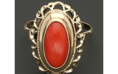 14 kt. Gold - Ring Blood coral