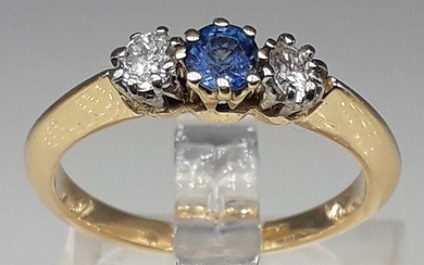 18 kt. Yellow gold - Ring - 0.35 ct Sapphire - Diamond