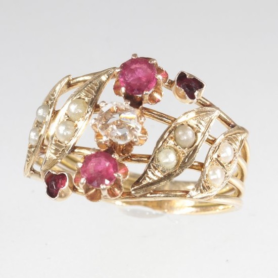 18 kt. Yellow gold - Ring, Antique Victorian, Anno 1880 - Diamond -Ruby imitation, Free resizing!* NO RESERVE PRICE
