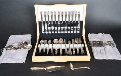 1938 Holmes & Edwards Inlaid Silver Flatware Set In Chest 162 pcs