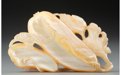 25067: A Chinese Mother-of-Pearl Double Gourd Carving 3