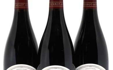 3 bts. Chambolle Musigny 1. Cru “La Combe d'Orveaux”, Domaine Perrot-Minot 2009...