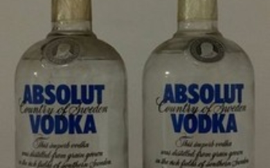 2 bouteilles VODKA "Absolut"