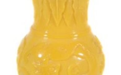 A Chinese Imperial yellow Peking glass vase