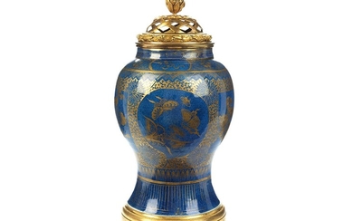 Potpourri-Vase in Powder Blue