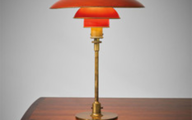Poul Henningsen, Early desk lamp, type 4/3 shades