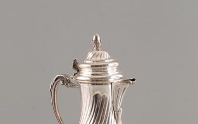 800 silver coffee maker, gr. 920 ca. 20th century