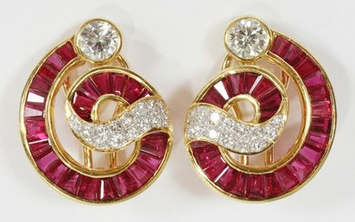 DIAMOND AND RUBY EARRINGS, 18KT YELLOW GOLD