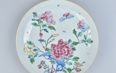 A CHINESE FAMILLE ROSE DISH DECORATED WITH PEONIES - Porcelain - China - Yongzheng (1723-1735)