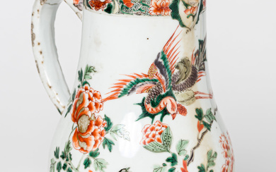 A CHINESE PORCELAIN FAMILLE VERTE POT WITH FLOWERS, PHOENIX, BIRD...