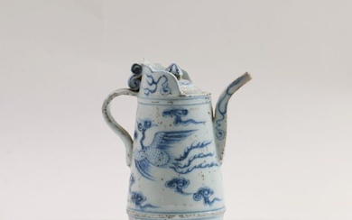 A Chinese Blue and White Porcelain Wine Pot