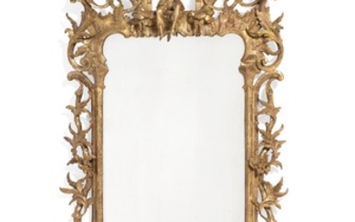 A George III chinoiserie giltwood mirror. England, c. 1760. H. 170 cm. W. 78 cm.