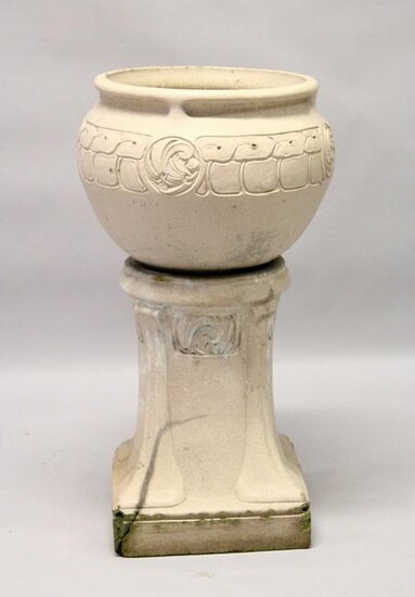 A LEEDS FIRE CLAY LEFCO WARE, STONE WARE JARDINIERE AND