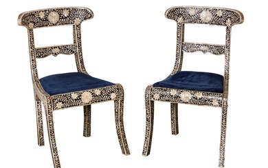 A PAIR OF ANGLO-INDIAN REGENCY STYLE MOTHER OF PEARL INLAID BAR BACK SIDE CHAIRS