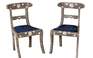 A PAIR OF ANGLO-INDIAN REGENCY STYLE MOTHER OF PEARL INLAID BAR BACK SIDE CHAIRS