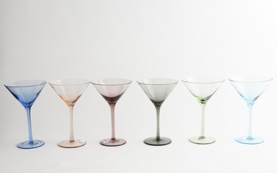 A SET OF SIX RETRO HARLEQUIN COLOURED GLASS MARTINI GLASSES, 18 CM HIGH, LEONARD JOEL LOCAL DELIVERY SIZE: SMALL