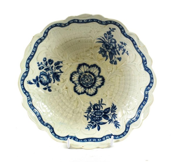A Worcester Porcelain Junket Dish, circa 1765, printed in underglaze...