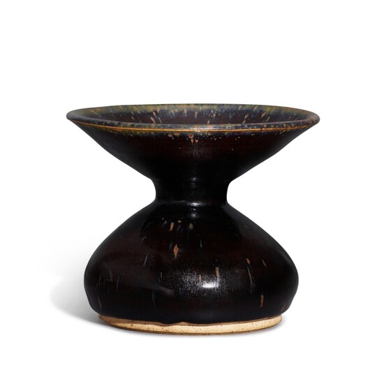 A Yaozhou black-glazed zhadou, Late Tang dynasty 唐末 耀州窰黑釉渣斗
