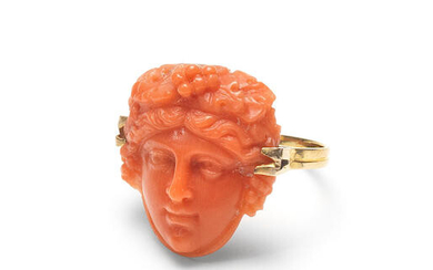 A coral cameo ring of Bacchus, 19th century