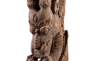 A large wood sculpture depicting Ajarukula Nepal, 16th century | 尼泊爾 十六世紀 木雕羊頭神屋樑