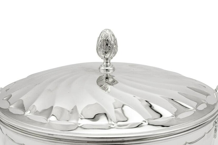A pair of George V sterling silver vegetable tureens
