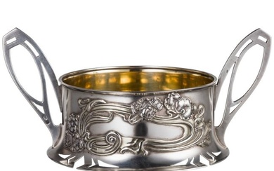 A silver Art Nouveau bowl, 20th century