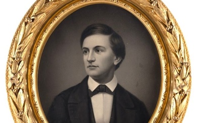 AMERICAN SCHOOL (Early to Mid-19th Century,), Bust portrait of a young man., Charcoal on paper, oval