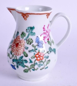 AN 18TH CENTURY WORCESTER SPARROW BEAK JUG painted with