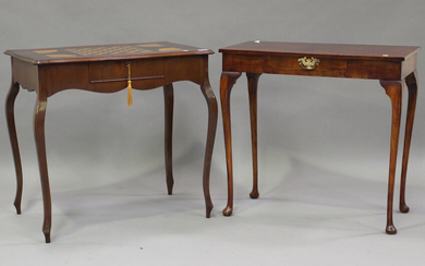 An Edwardian mahogany games table with inlaid top, on cabriole legs, height 71cm, width 75cm, depth
