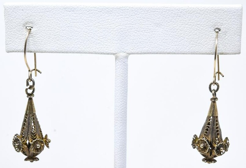 Antique 14kt Gold Etruscan Style Filigree Earrings