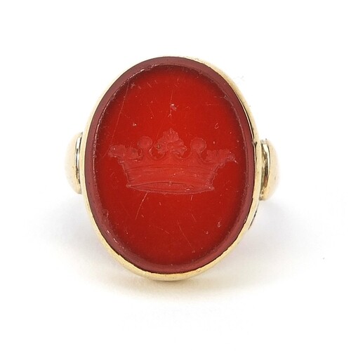 Antique gold carnelian intaglio seal ring carved with a crow...