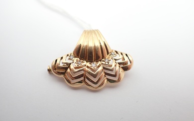 Broche clip, en or, et petits diamants, 2x3 cm, poids 5,7 gr