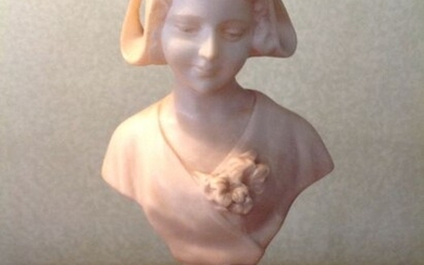 Bust of a girl - Art Nouveau (1)