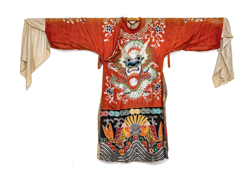 CHINESE SILK AND METAL THREAD EMBROIDERED OPERA ROBE, EARLY 20TH C., H 52", W 61"