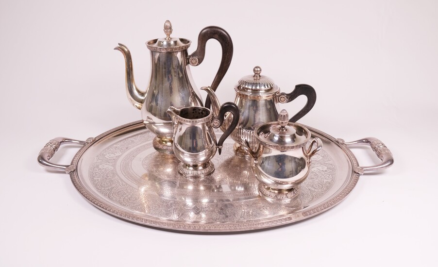 CHRISTOFLE Collection Gallia, Service à thé en métal argenté de style Empire comprenant théière, sucrier...