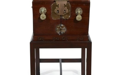 Chinese Export hongmu dressing box, 18th/19th century