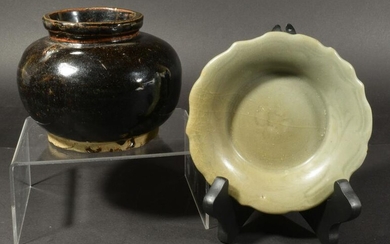 Chinese Longquan Plate and Black Pot, Yuan or Ming