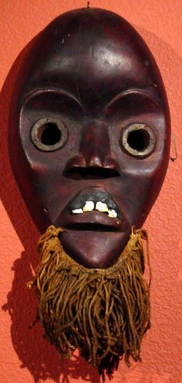 Dan tribe "Zakpai Ge" style mask (purpose: fire