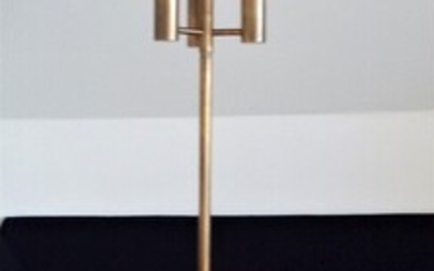 Danish design: A patinated brass floor lamp. H. app. 153 cm.
