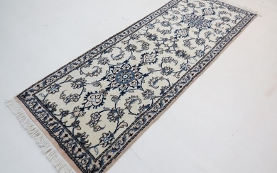 Feiner Nain 9La - Carpet - 205 cm - 77 cm