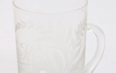 Glas cup Beginning of 20th century. Glass, engraving. 8.3x8.8 cm