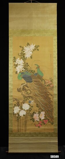 Hanging scroll painting - Silk - After 'Shin Nanbin' 沈南蘋 (1682-1731) - Peacocks - With signature and seal 'Nanbin Shinsen' 南蘋沈銓 - Japan - Meiji period (1868-1912)