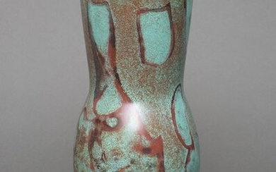 Kabin 花瓶 (Flower vessel) - Bronze - Akita Taketani 秋田竹谷 - Medium-sized bronze vase with murashidô and icy blue details, inlaid with a silver lotus leaf design - Japan - Shōwa period (1926-1989)