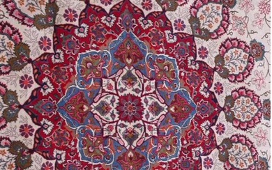 Keshan - Carpet - 424 cm - 282 cm